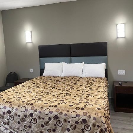 Town House Motel ลินวู้ด ภายนอก รูปภาพ
