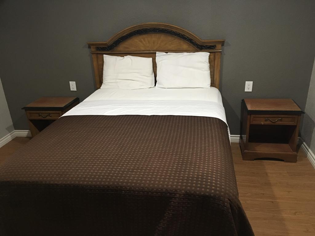 Town House Motel ลินวู้ด ภายนอก รูปภาพ
