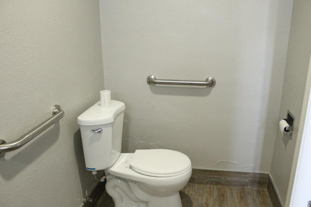 Town House Motel ลินวู้ด ภายนอก รูปภาพ